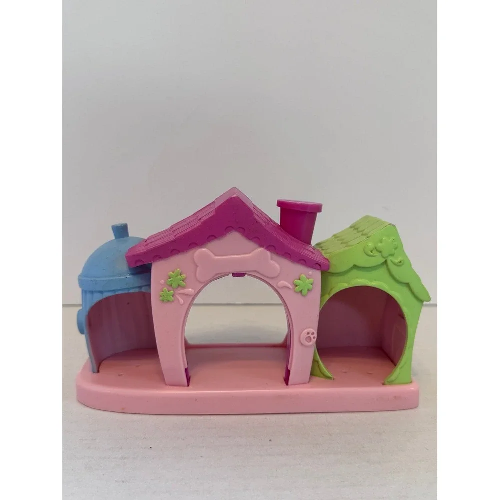 LPS Littlest Pet Shop Lot hamster hideout dog house and shop/petstore